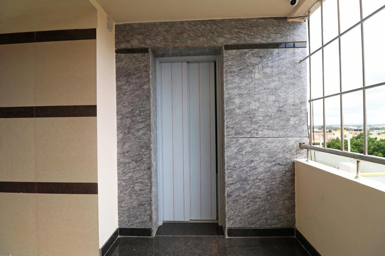 Hotel Oyo 37349 Sai Palace Chik Bānavar Exterior foto